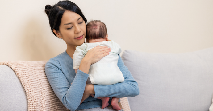 How to Stop Baby Hiccups: Home Remedies and Techniques